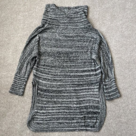 Thistle & Lavender Sweater Womens Small Grey Cowl Neck High Low Side Slits Tunic - Picture 9 of 9